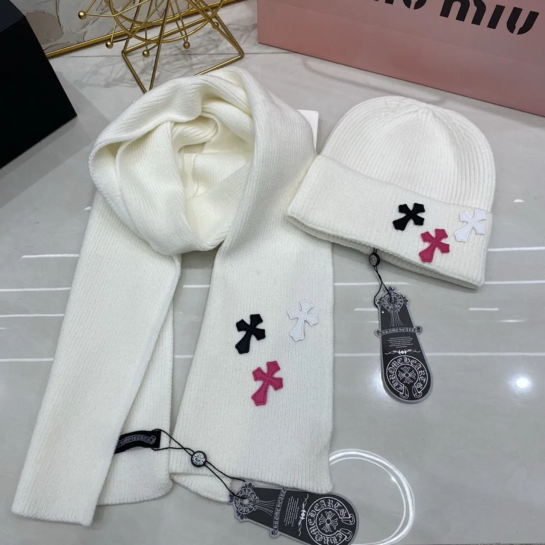 克罗心 两件套 羊绒针织帽+围巾🧣