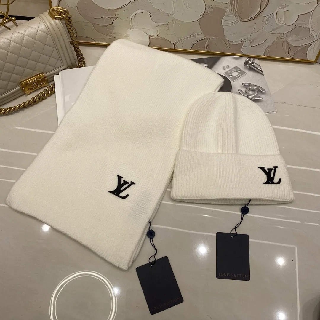 LV 两件套 羊绒针织帽+围巾🧣