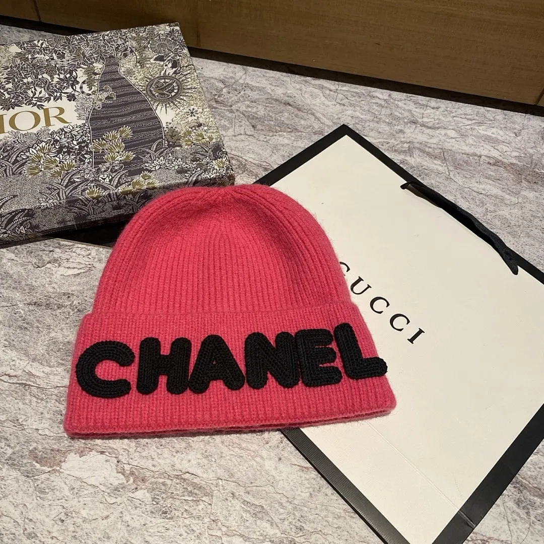 CHANEL 羊绒针织帽