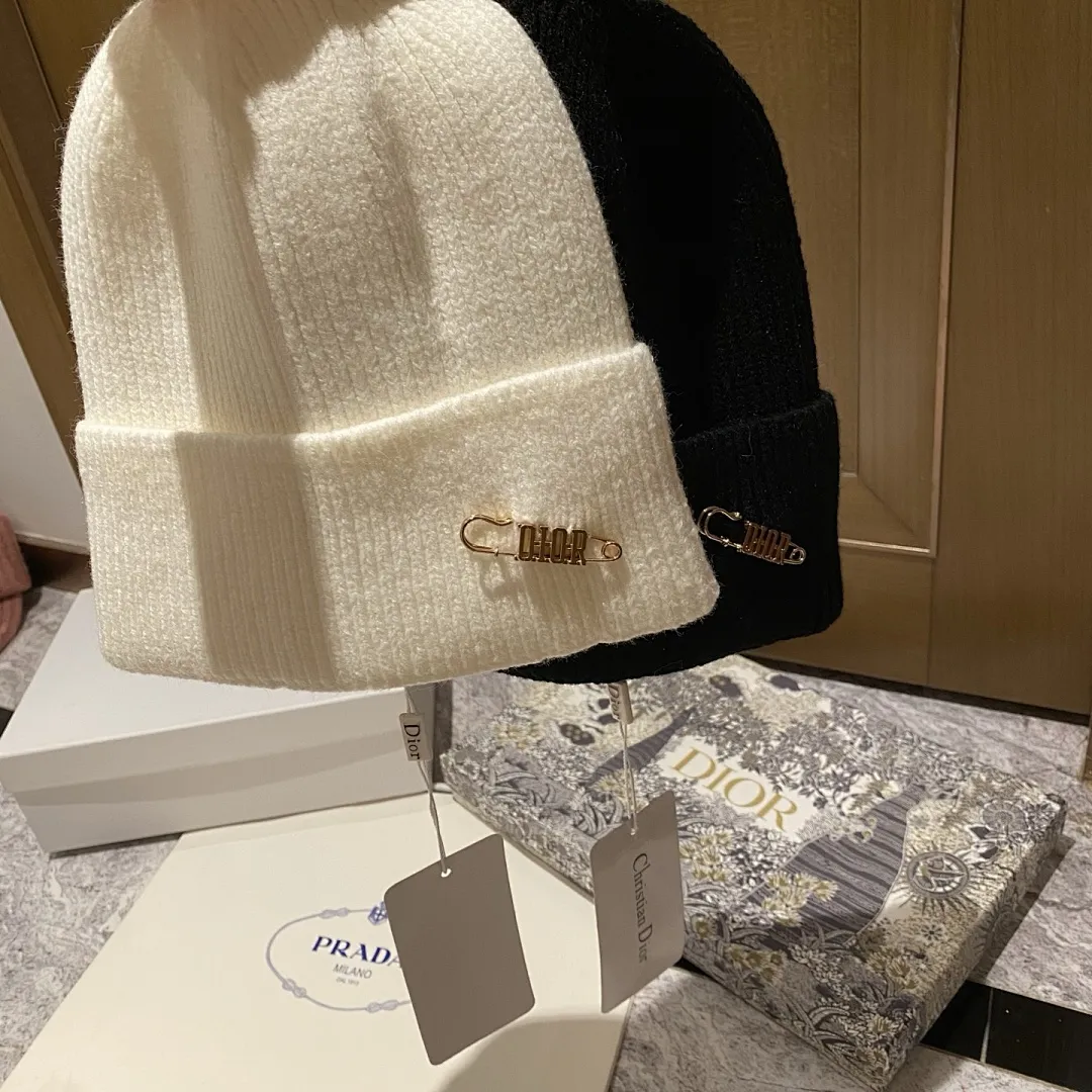 DIOR 羊绒针织帽