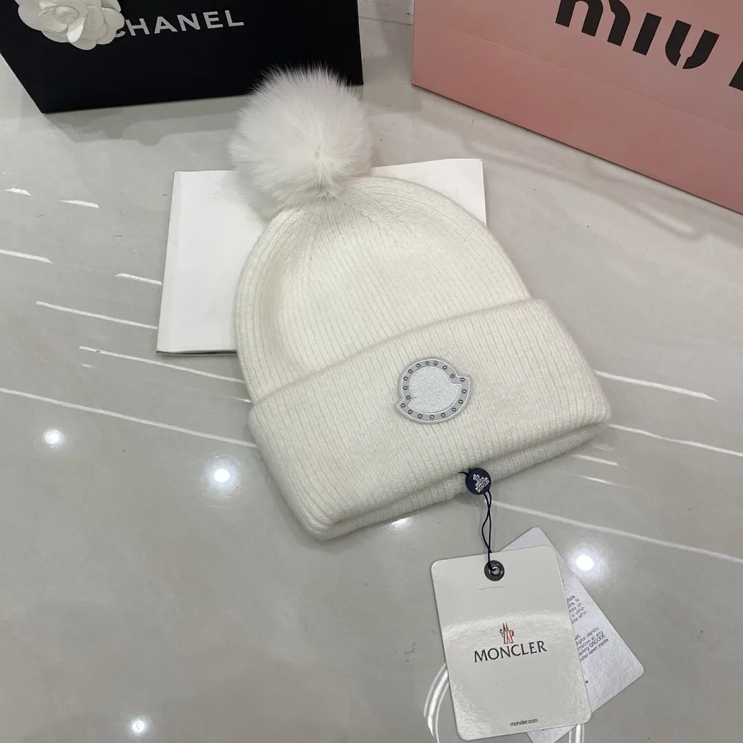 Moncler蒙口 安哥拉兔毛针织帽