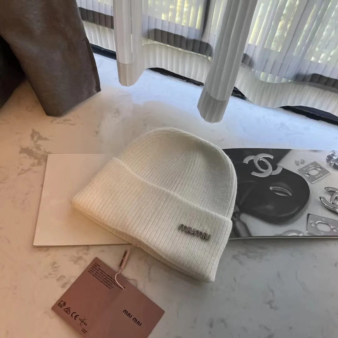 MIU MIU 羊绒针织帽