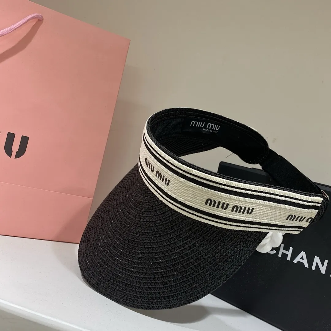 miumiu缪缪 空顶帽