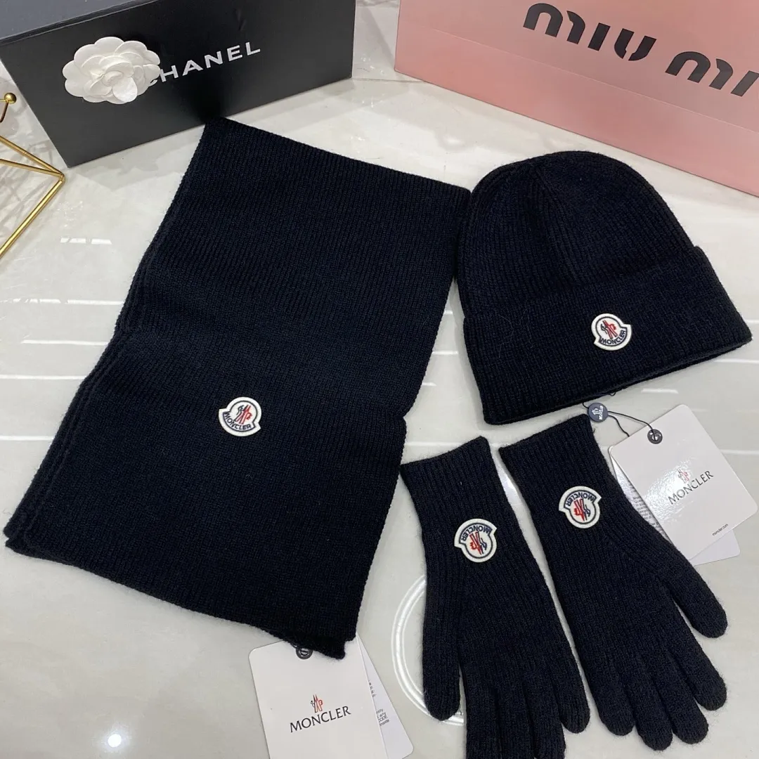 Moncler 三件套 羊绒针织帽+围巾🧣+手套🧤