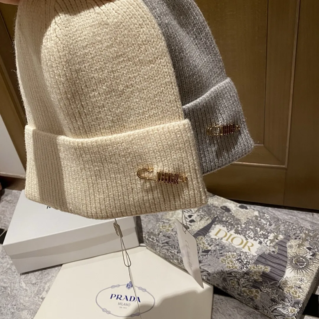 DIOR 羊绒针织帽