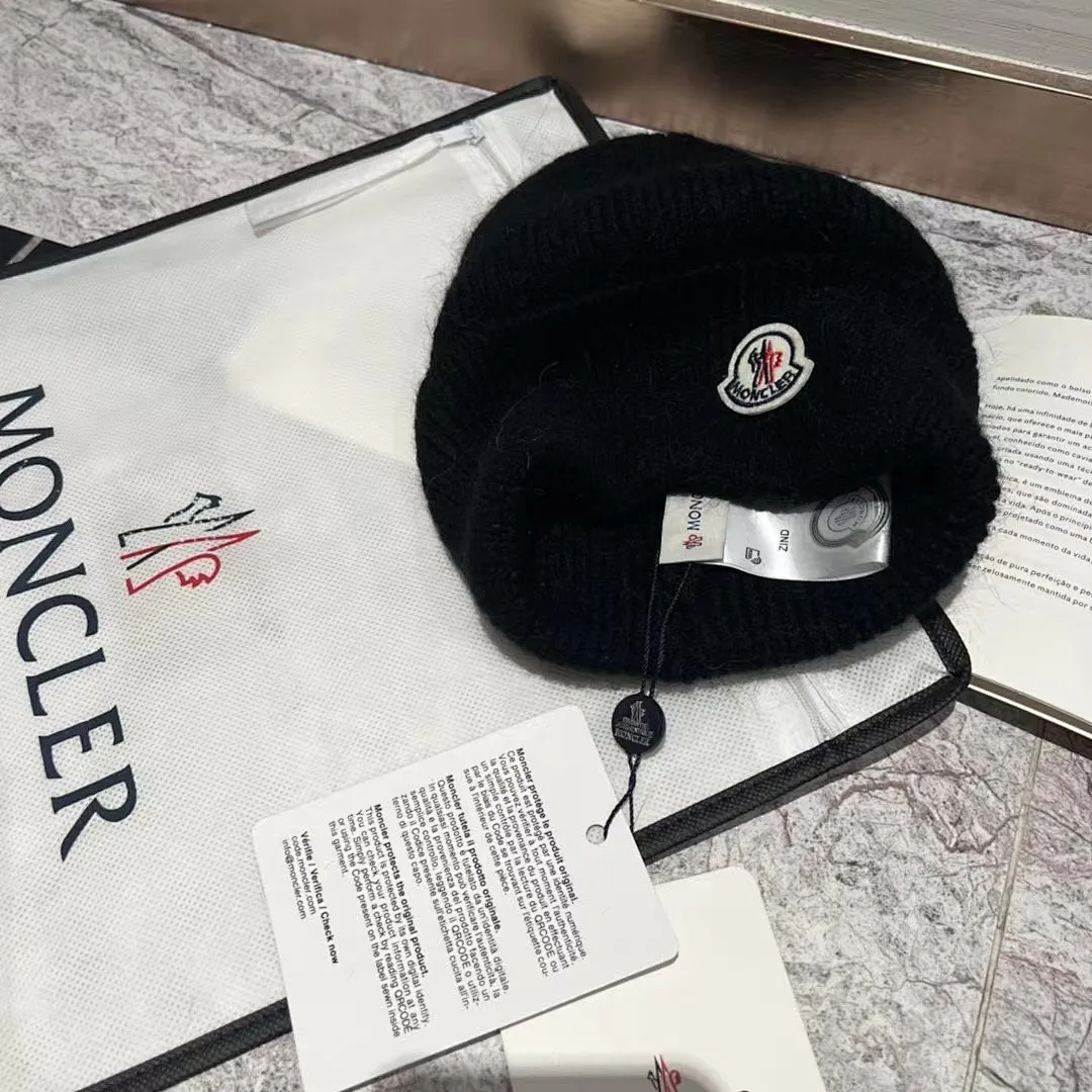 MONCLER 兔毛针织帽