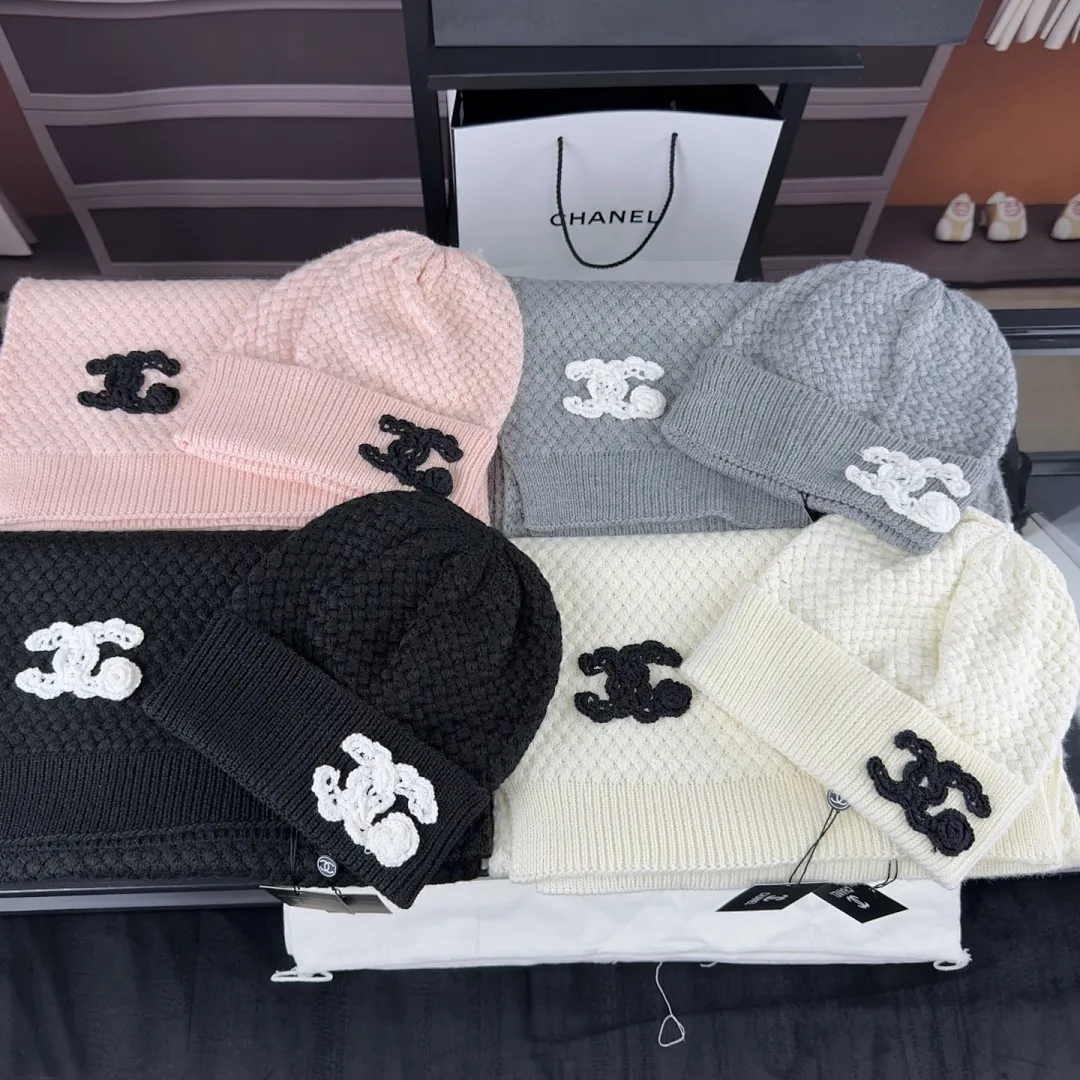 小香 羊毛套装含50%羊毛