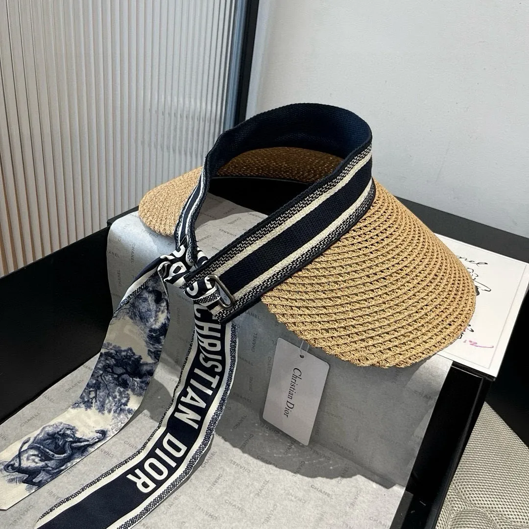 原单货，高颜值女孩必备DIOR夏日新款丝巾遮阳帽大帽檐 我顶着大太阳，只想为你撑伞 没人为你撑伞，那就来顶DIOR遮阳帽[耶]