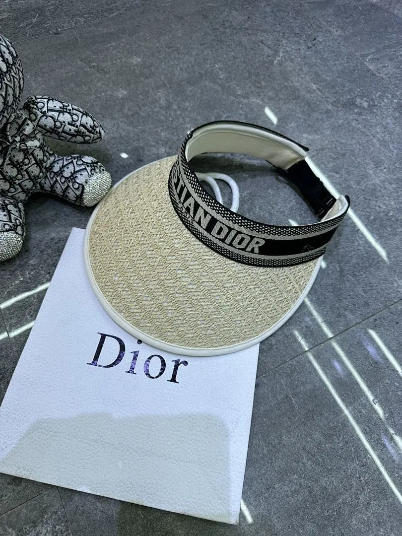 迪奥爆款钩针防晒空顶帽👒👒‼️🔥