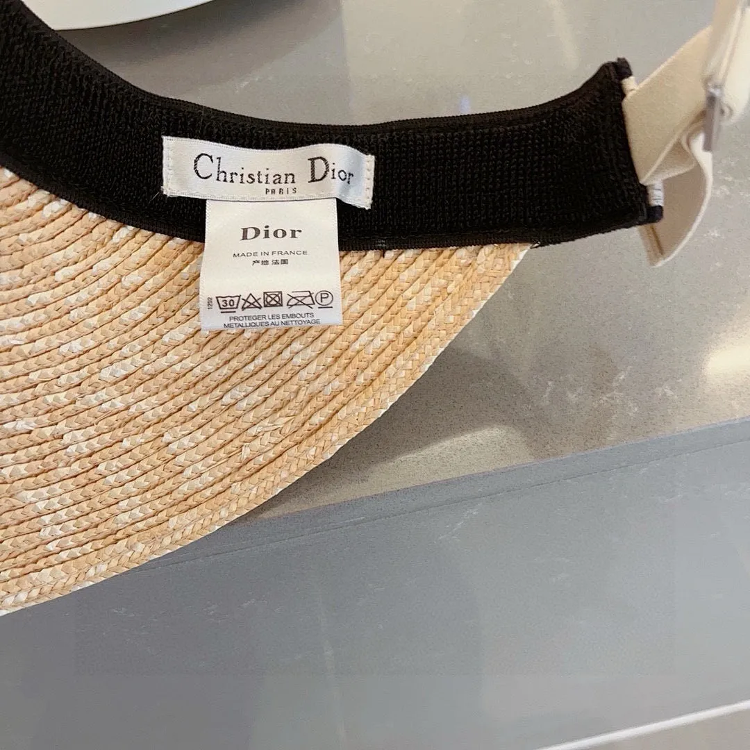 Dior迪奥麦杆草遮阳帽
