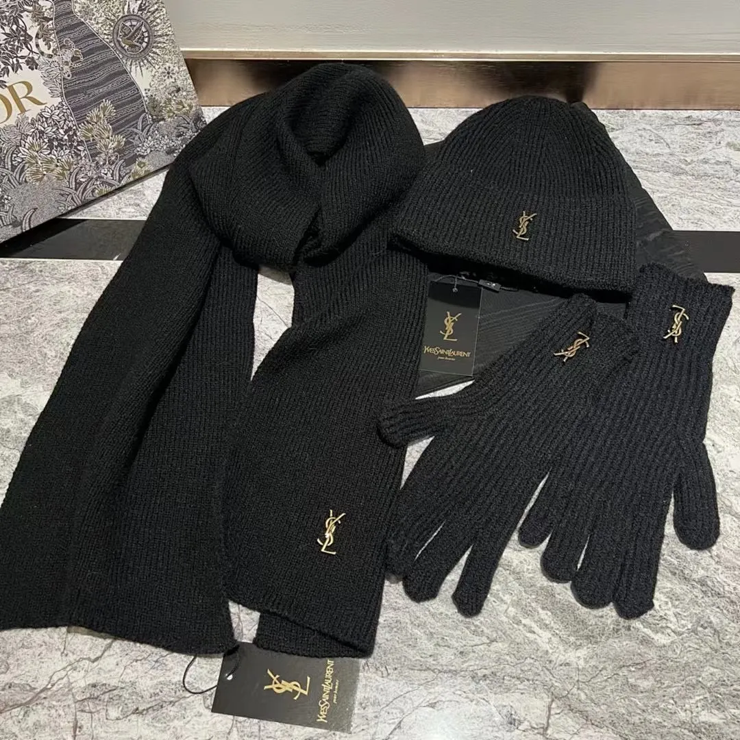 YSL 三件套 羊绒针织帽+围巾🧣+手套🧤