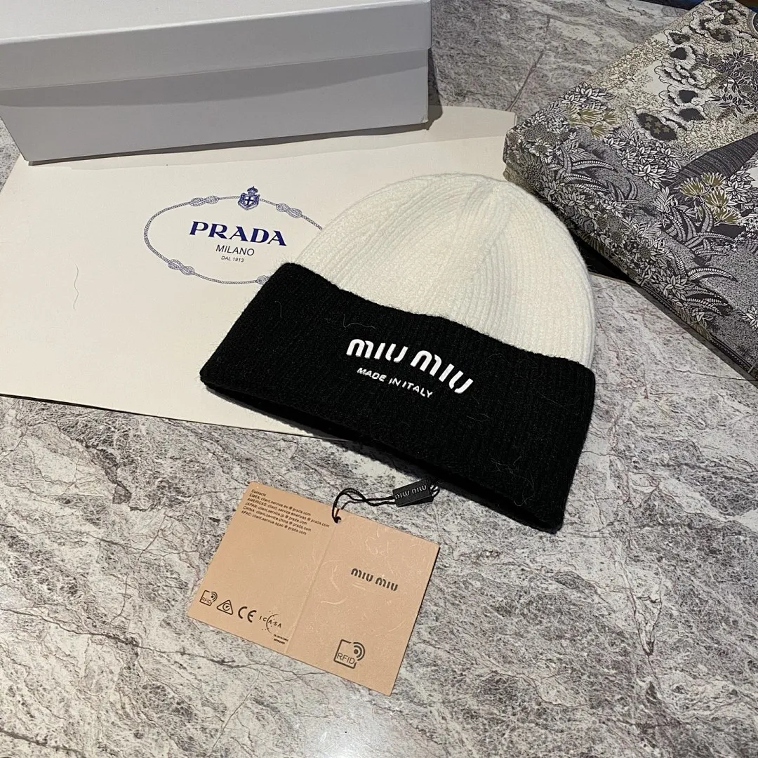 MIU MIU 羊绒针织帽