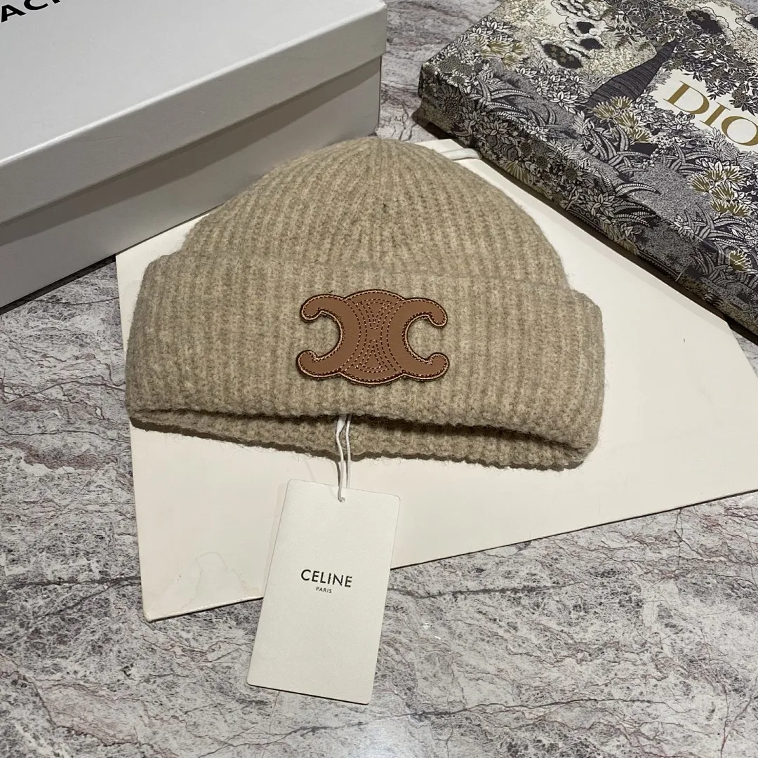Celine 羊毛针织帽