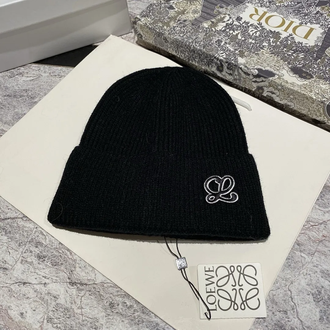 LOEWE 羊绒针织帽