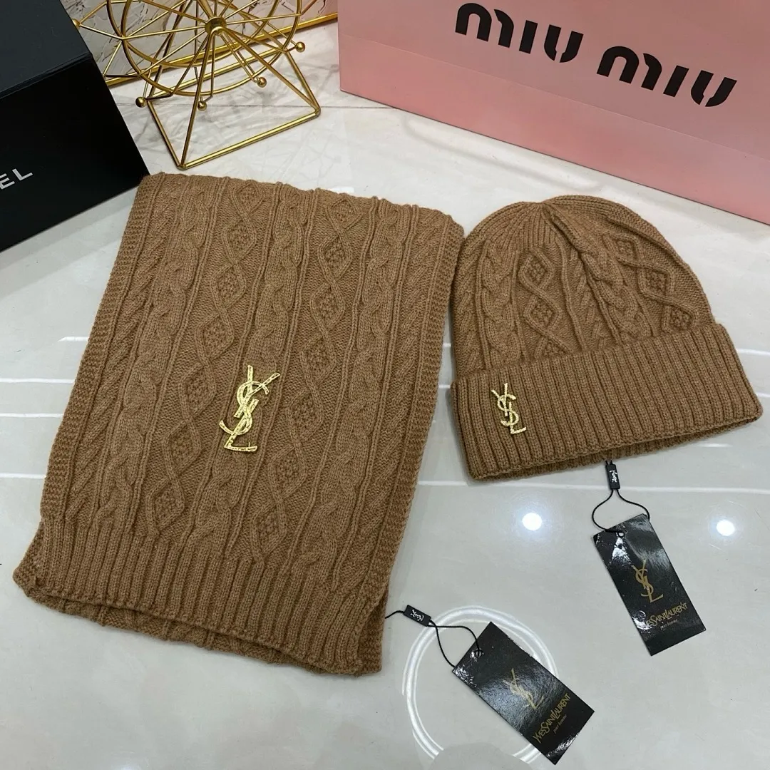 YSL 两件套 羊绒针织帽+围巾🧣