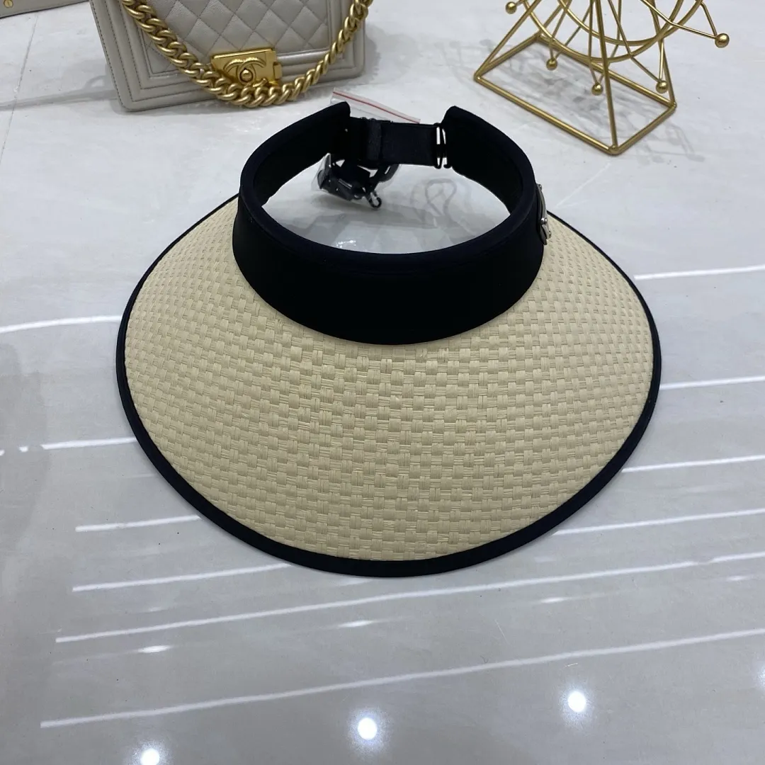 Prada普拉达 空顶帽