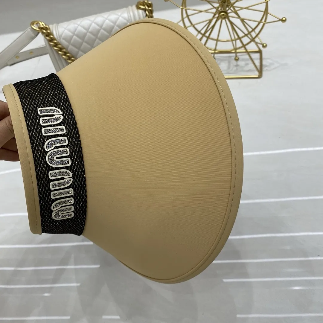 miumiu缪缪 空顶帽1