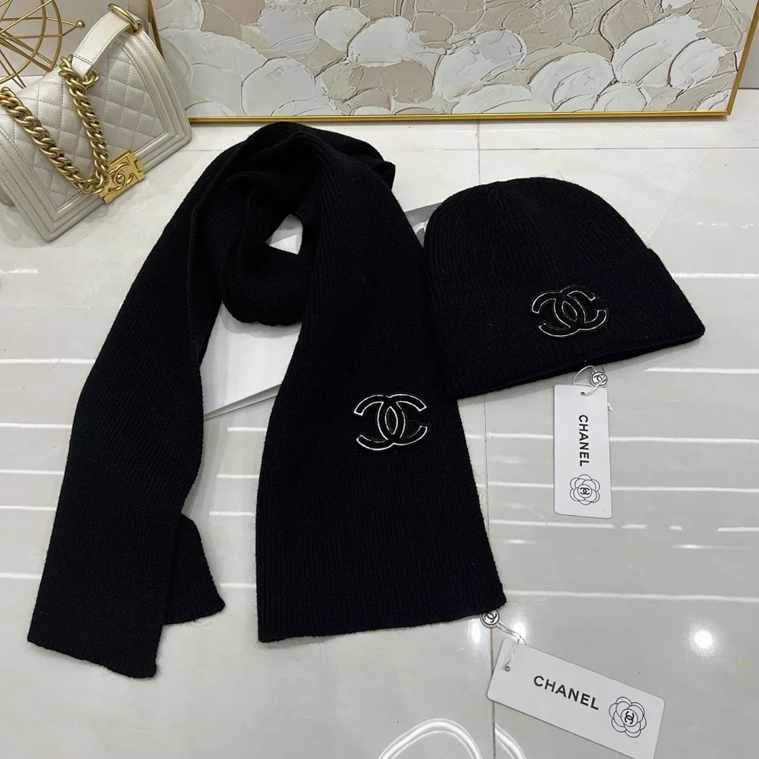 Chanel 羊绒针织帽+围巾🧣