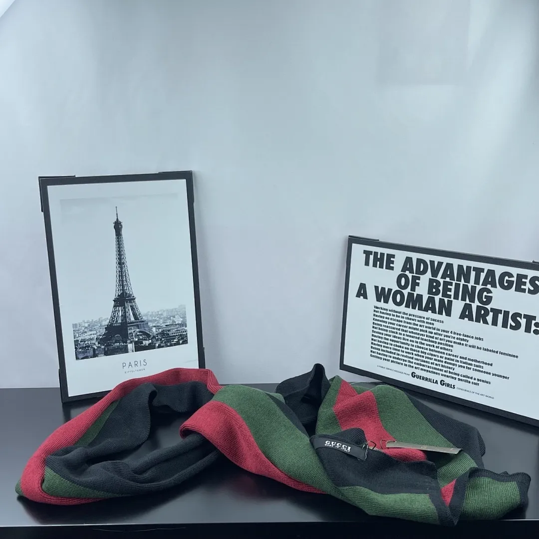 G家 【羊毛套装帽子-帽子➕围巾】经典套装帽子！成分：70%羊毛➕30%兔毛。