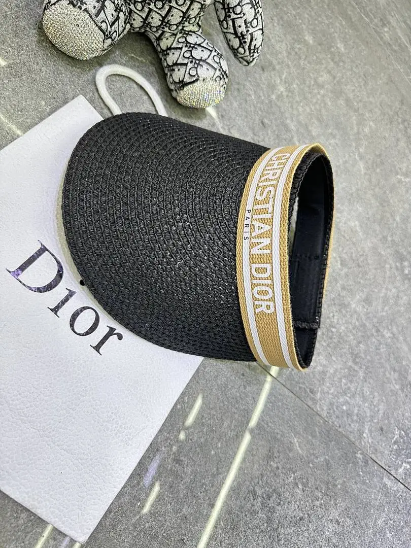 迪奥爆款空顶帽