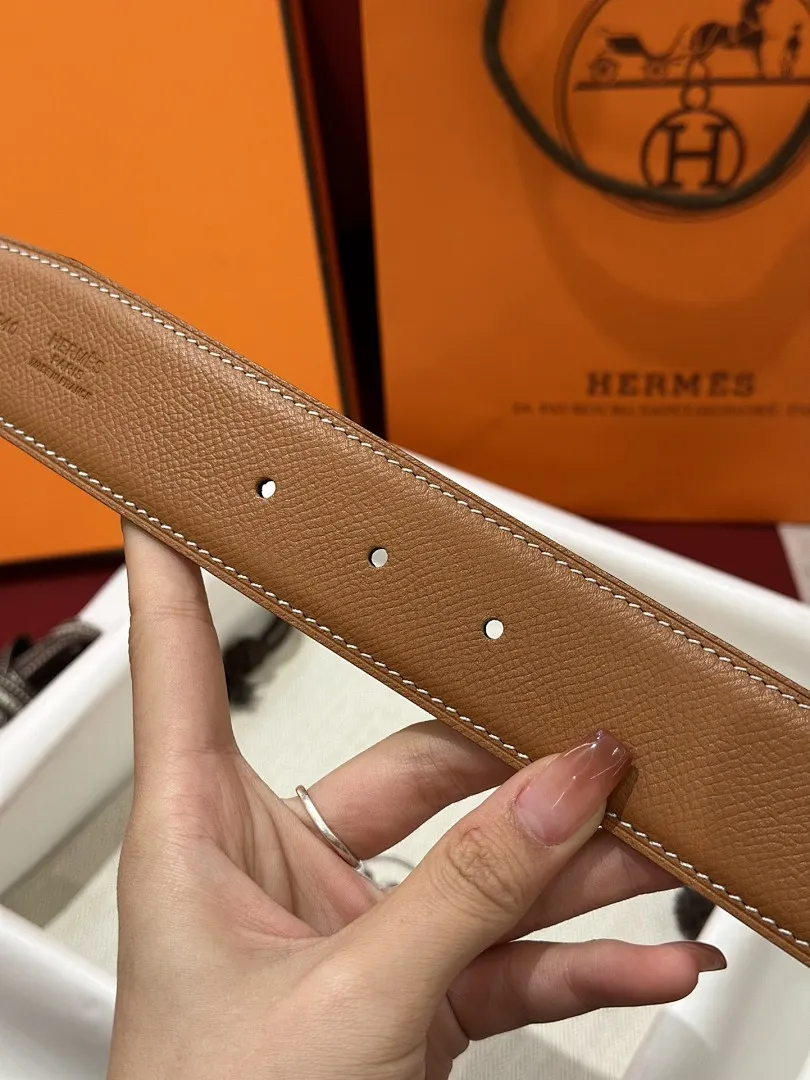 HERMES 049