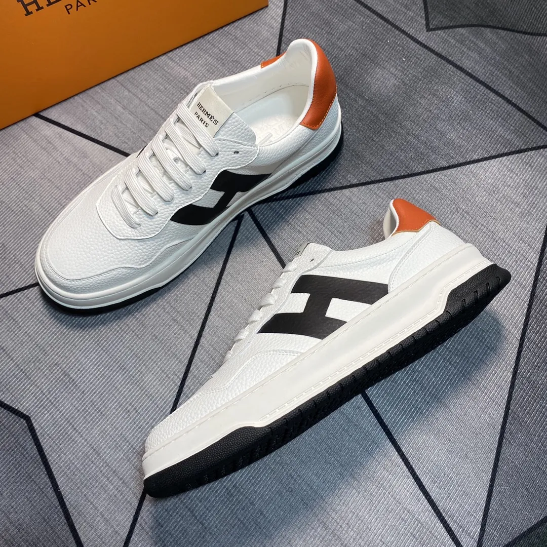 📛📛📛PPP200（Hermes 爱马仕）🆕男士拼色休闲鞋，富有质感的小牛皮细节。拼接原版牛皮面，此鞋款从马术世界汲取灵感，融合技术细节和实用功能.透气羊里，原版组合大底，高端品质，各处细节均完美结合！ Size：38-44 （45可定做）