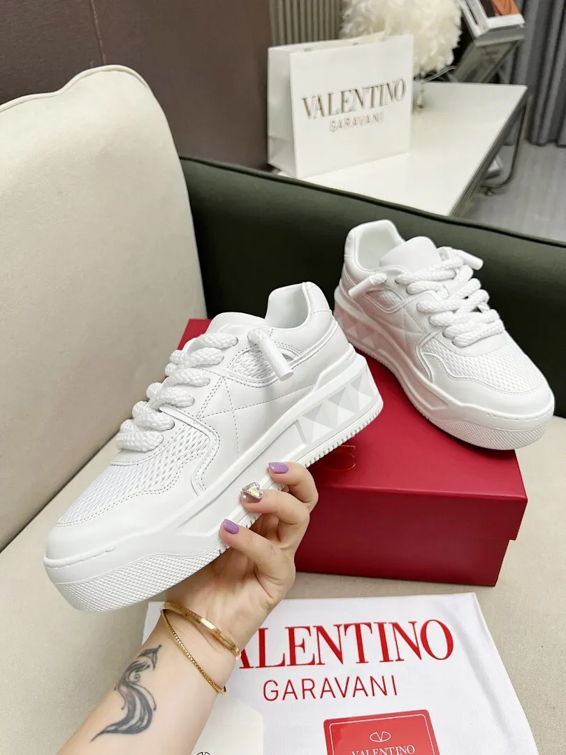 Valentino 0028