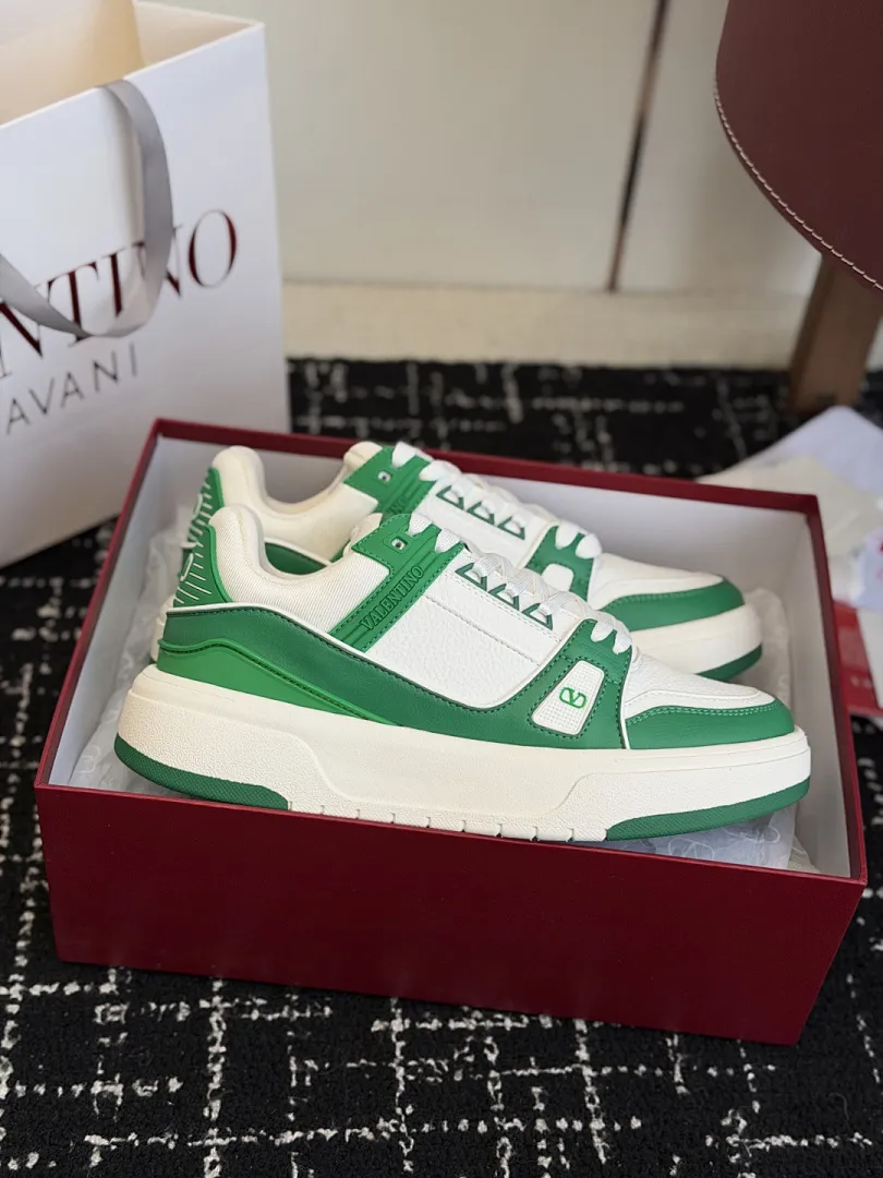 Valentino 0051