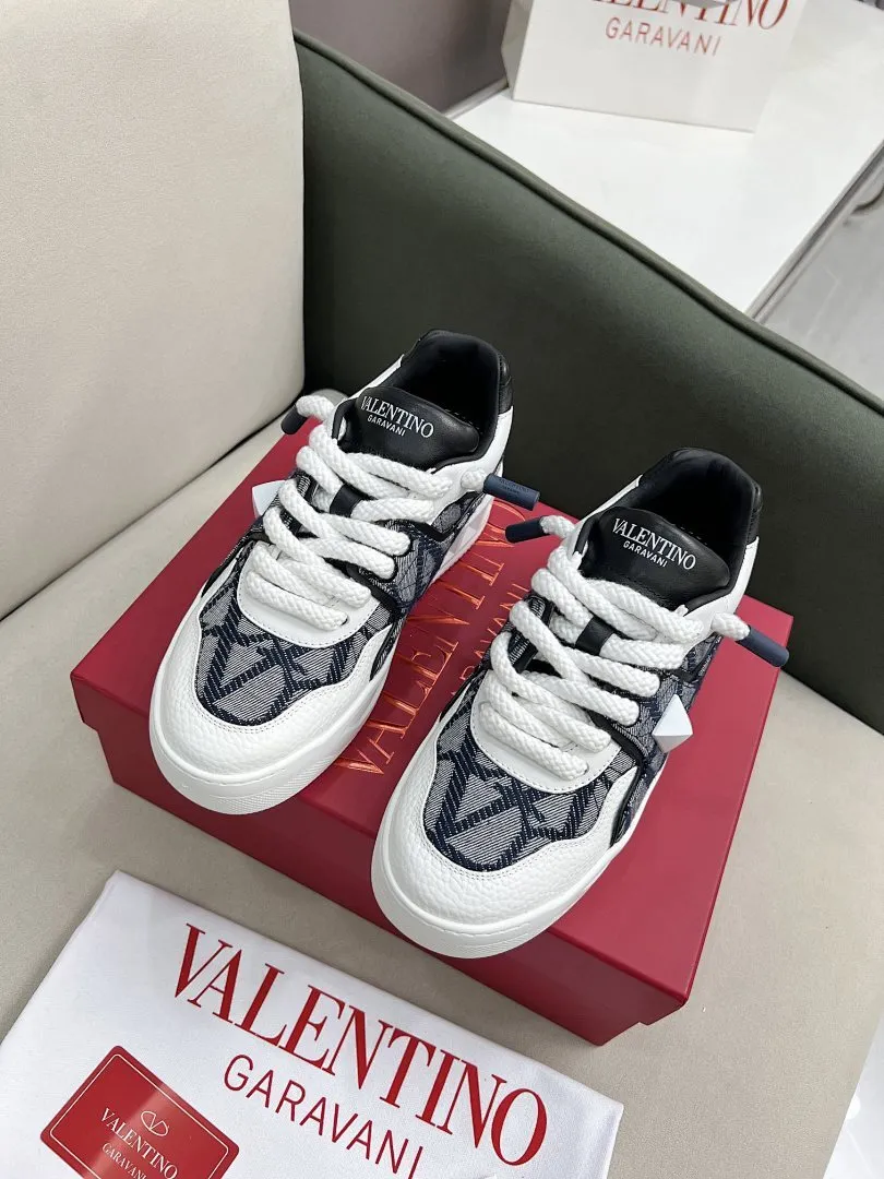 Valentino 0020