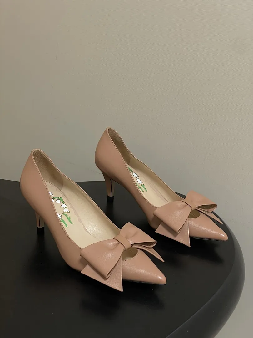 Valentino 052