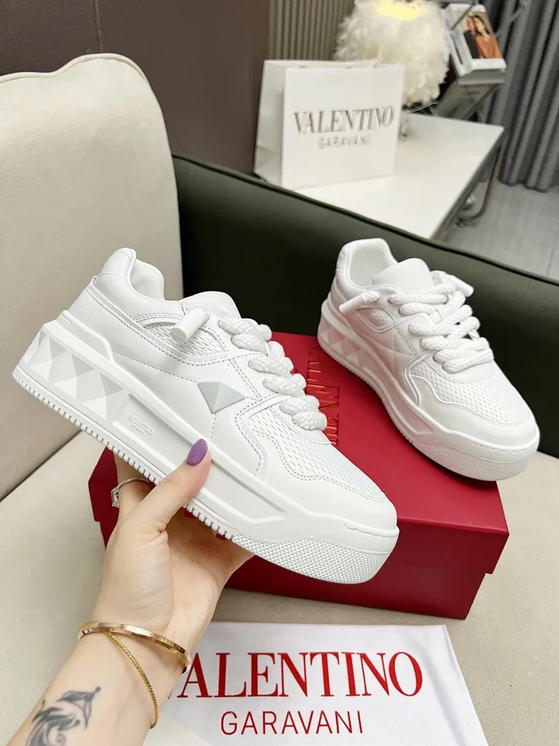Valentino 0028