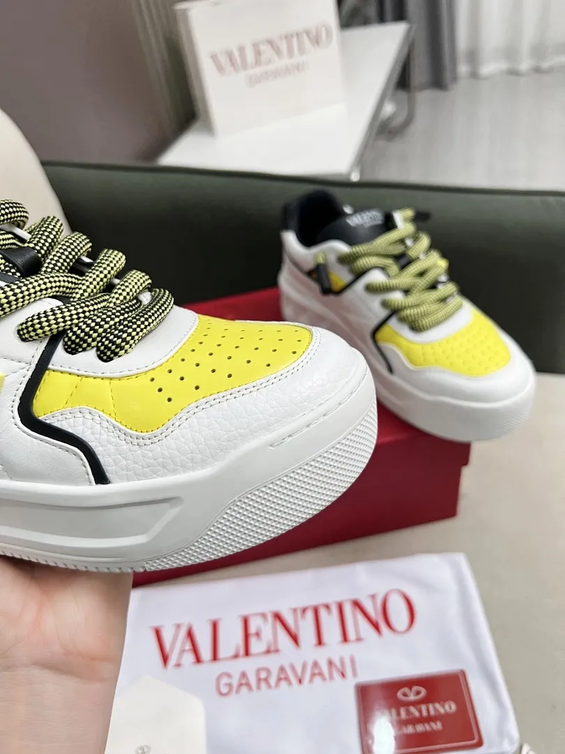 Valentino 0003