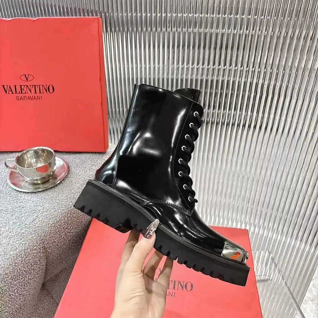Valentino 0039