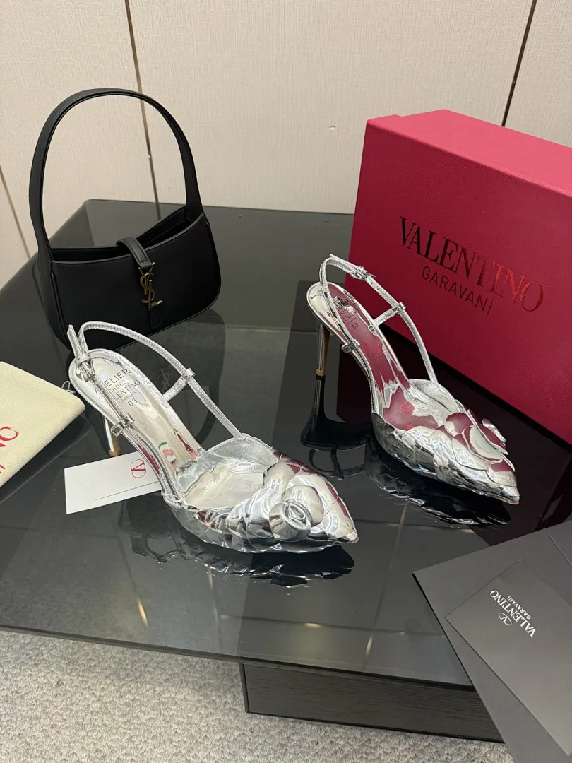 Valentino 050