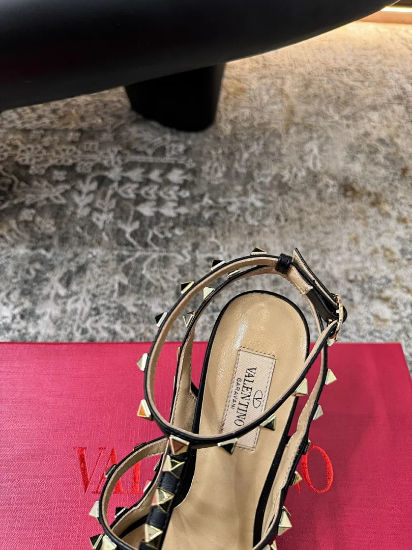 Valentino 0050