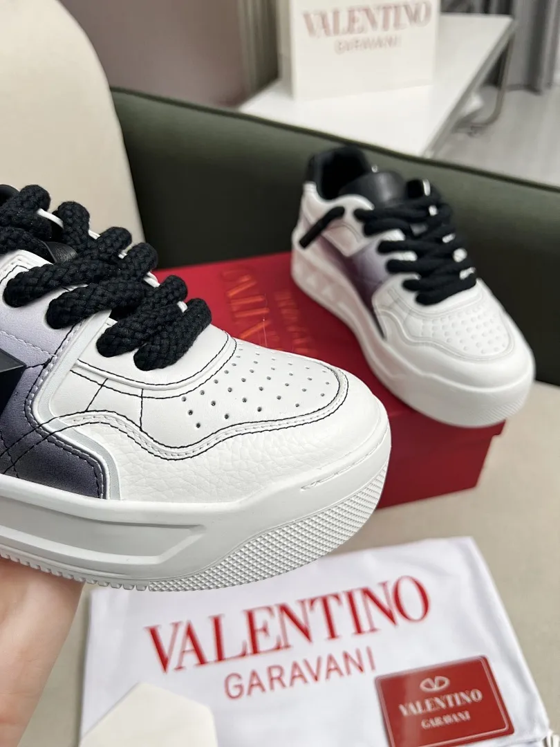 Valentino 0001