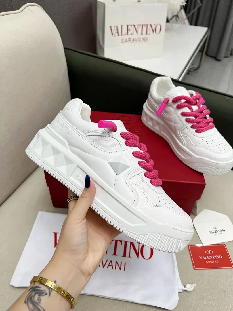 Valentino 0012