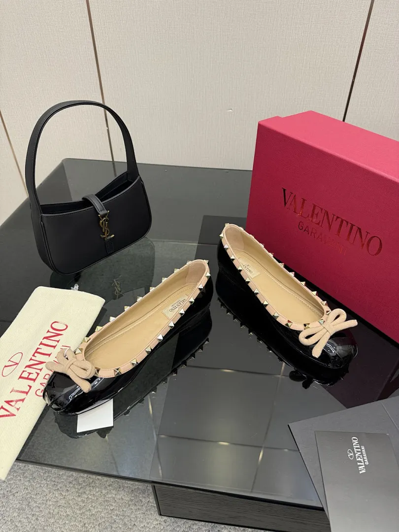 Valentino 048
