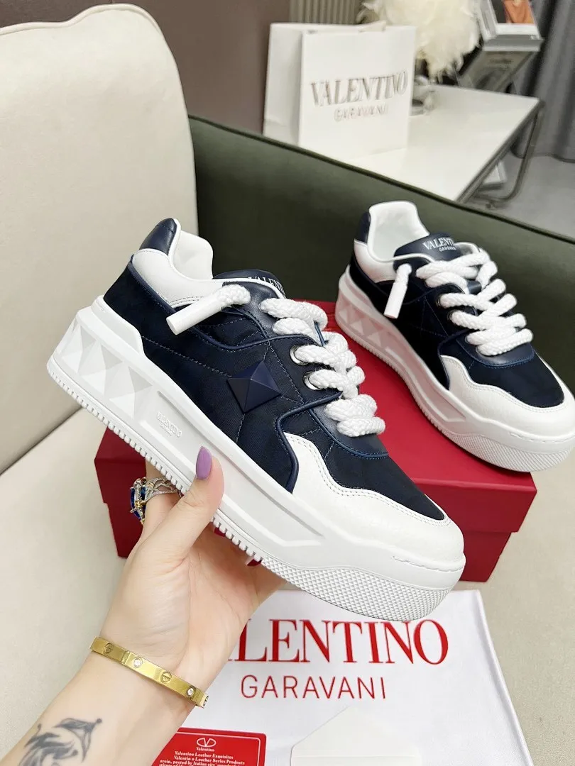 Valentino 0025