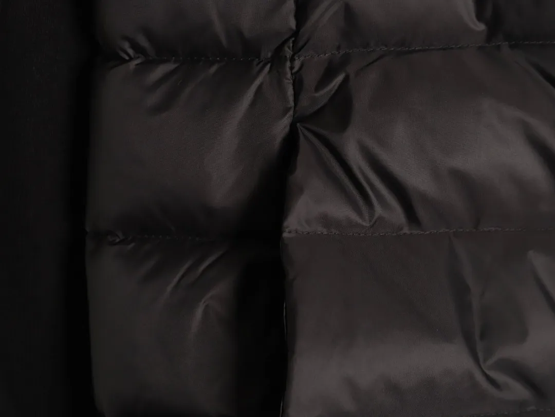 Moncler蒙口24s新款袖子拼接针织立领轻薄羽绒服外套 秋冬新款羽绒拼接夹克