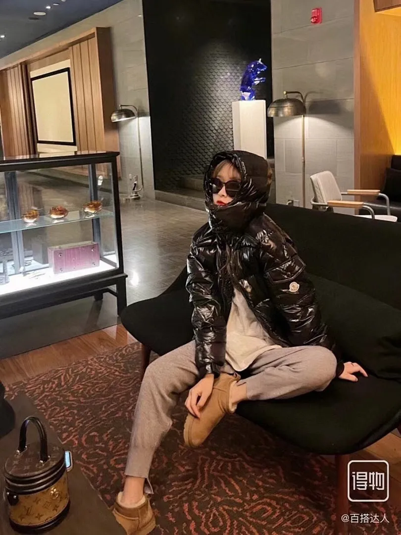 Moncler 蒙口 MAYA玛雅/陈奕迅同款/短款羽绒服