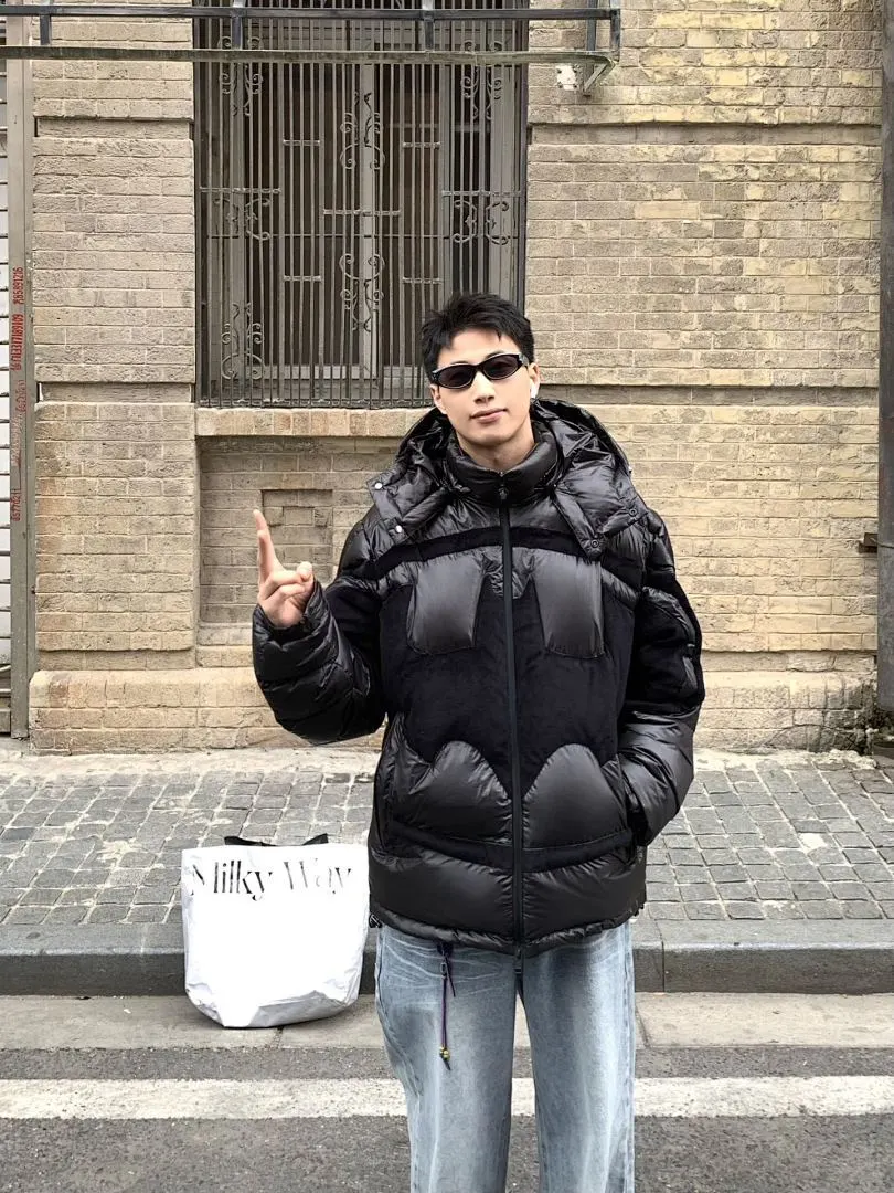 Moncler蒙口MC 24款 蝙蝠侠标识羽绒服