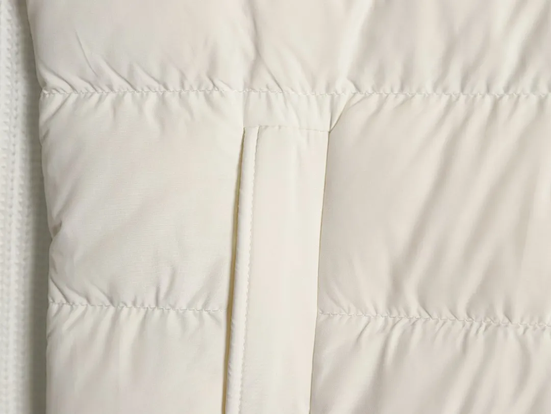 Moncler/蒙口 门襟织带针织拼接羽绒外套