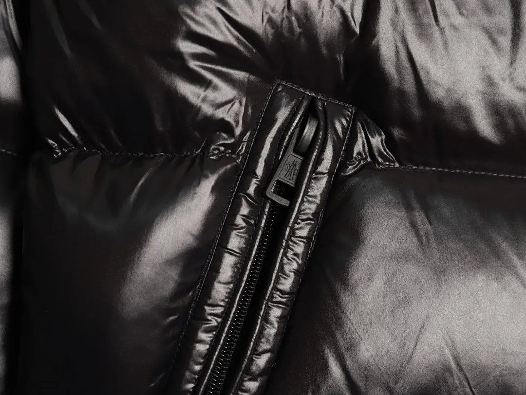 Moncler/蒙口24ss限定配色黄标拼接立领羽绒服