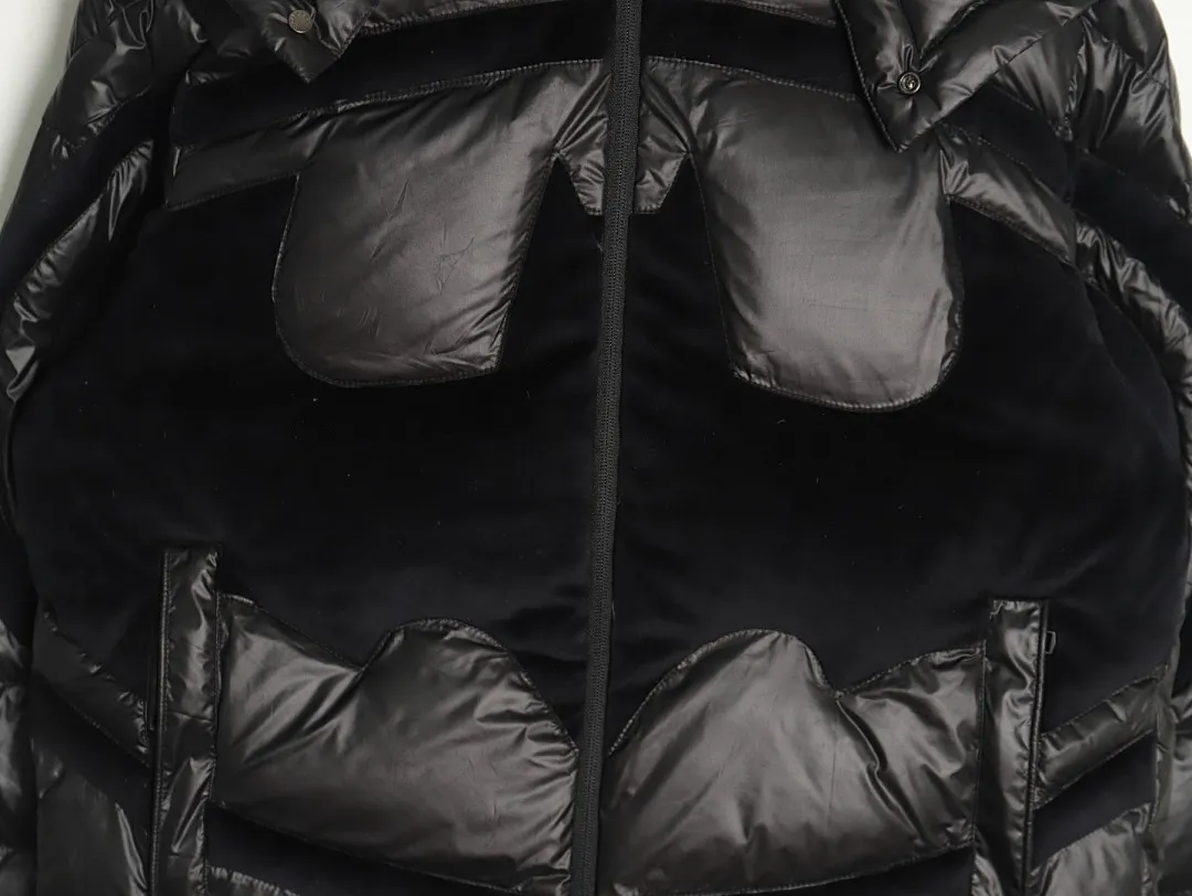 Moncler蒙口MC 24款 蝙蝠侠标识羽绒服