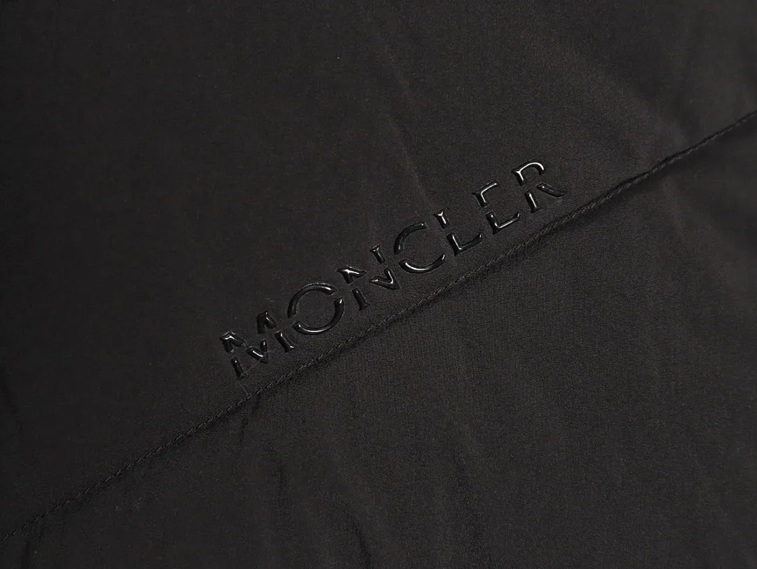 Moncler/蒙口 25Fw新款不规则立领羽绒服外套