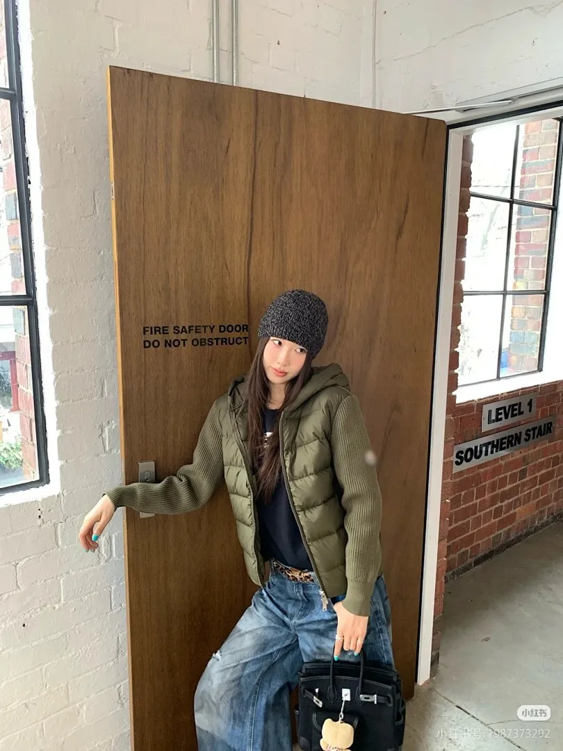 Moncler 蒙口 24s新款袖子拼接针织连帽轻薄羽绒服外套 秋冬新款羽绒拼接夹克