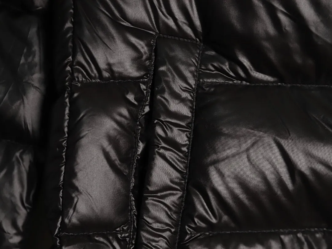 Moncler/蒙口 Baby娃娃款女士中长款连帽羽绒服