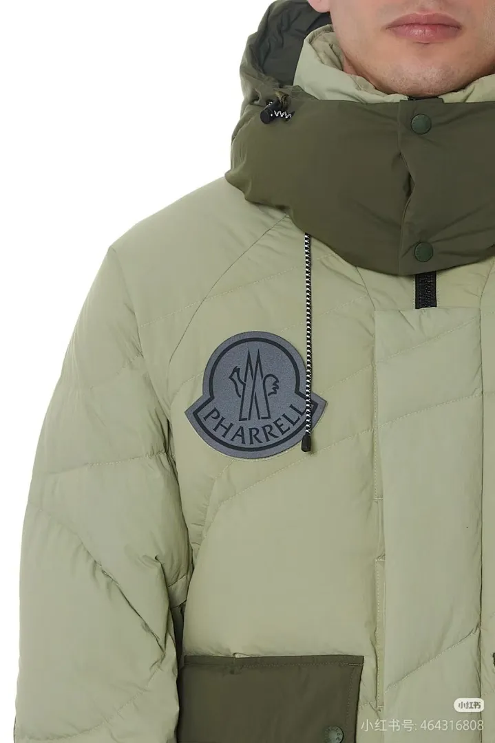 MONCLER GENIUSx菲董 联名款 FW23 拼接防水尼龙缝线连帽短款羽绒服
