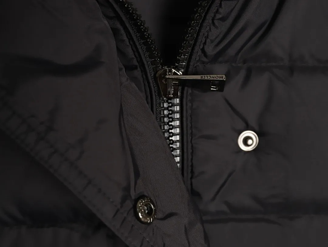 Moncler/蒙口 24ss Khloe杨幂明星同款长款哑光羽绒服